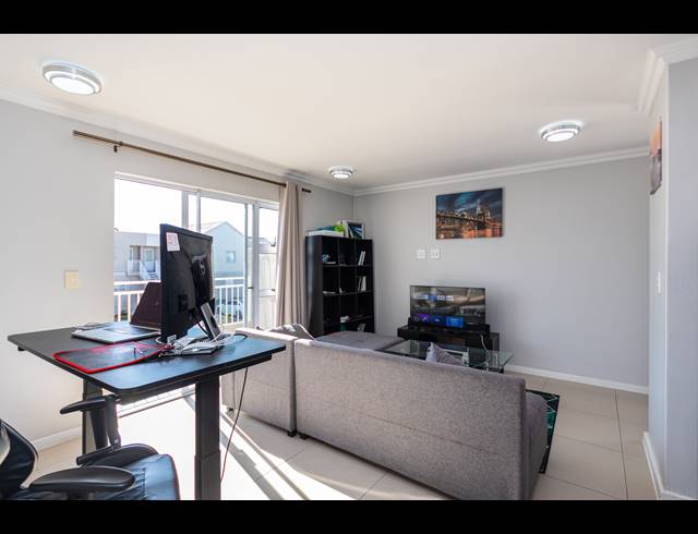 2 BEDROOM APARTMENT SOLD IN SUNNINGDALE